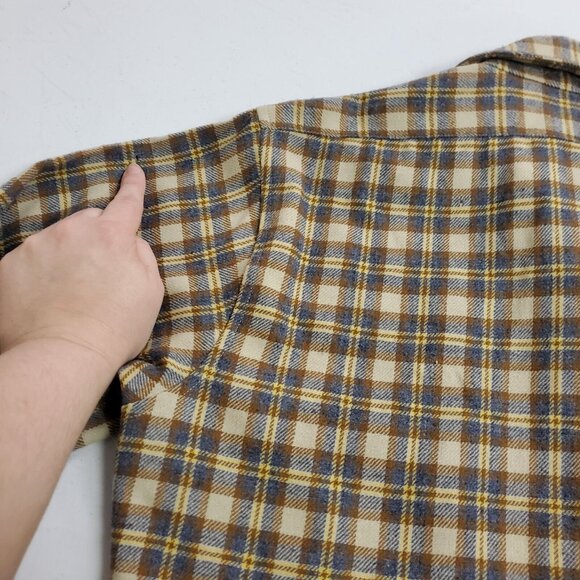 Vintage Pendleton Mens Wool Button Up Shirt Size M USA Made Country Fall Chores - Picture 9 of 12